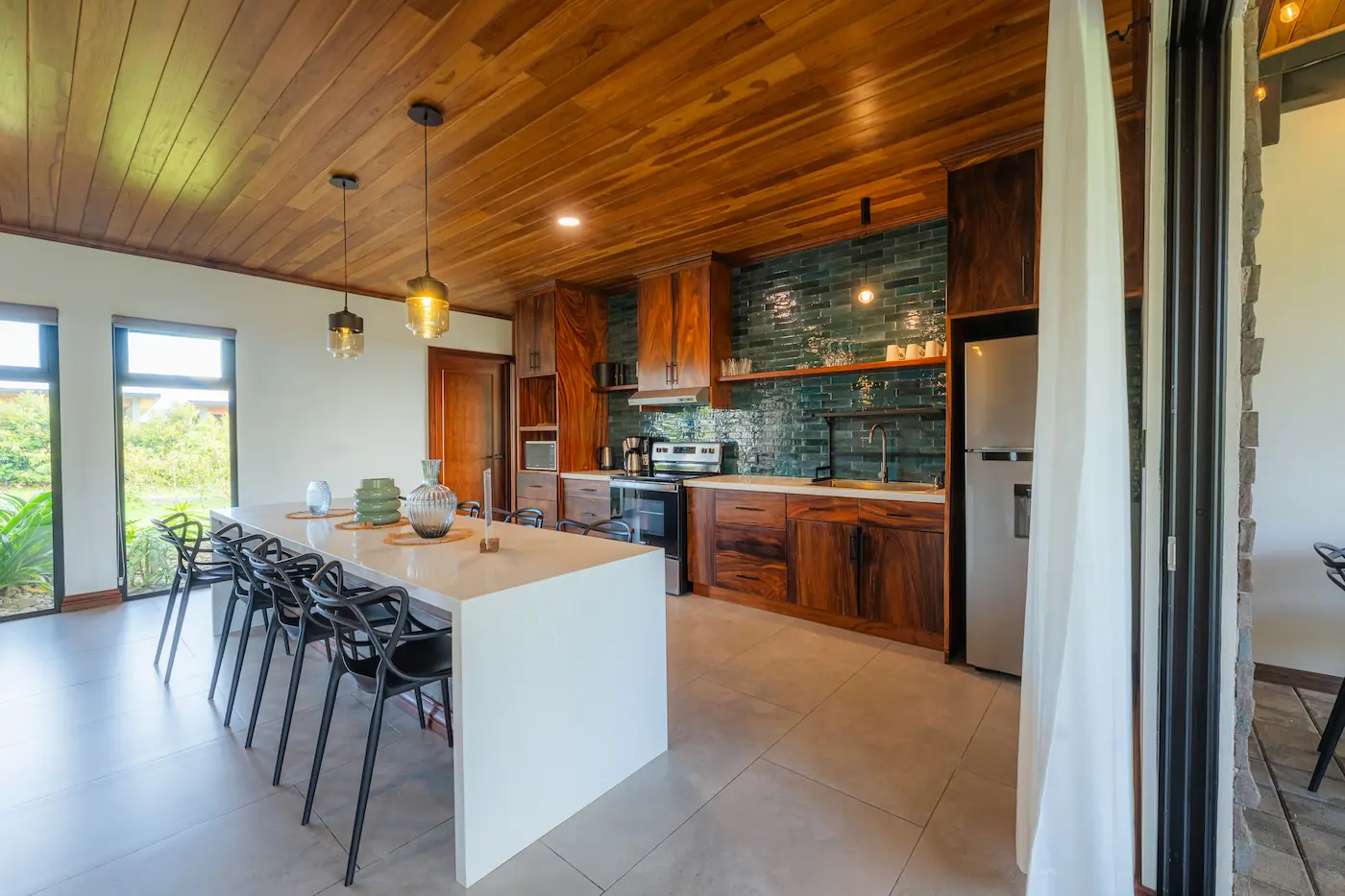 Fully equipped kitchen