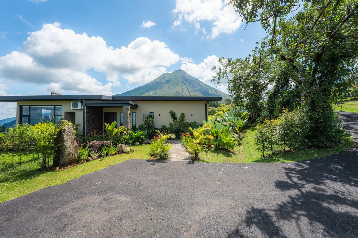 Villa Tabacón 4/14, Villas Jawara, La Fortuna