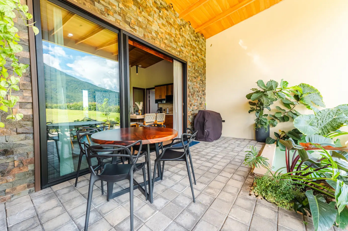Villa Tabacón 9/14, Villas Jawara, La Fortuna